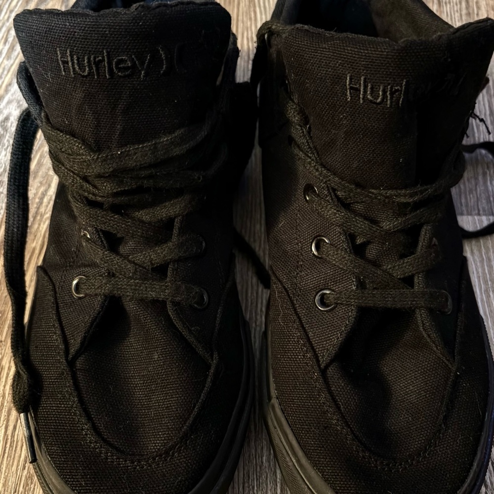 Hurley Black ZD-RODDY snickers size 7 unisex